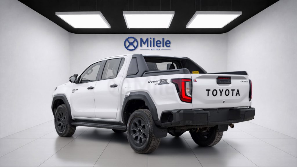 (RHD) TOYOTA HILUX TRAVO OVERLAND PLUS 2.8D AT MY2026 – White