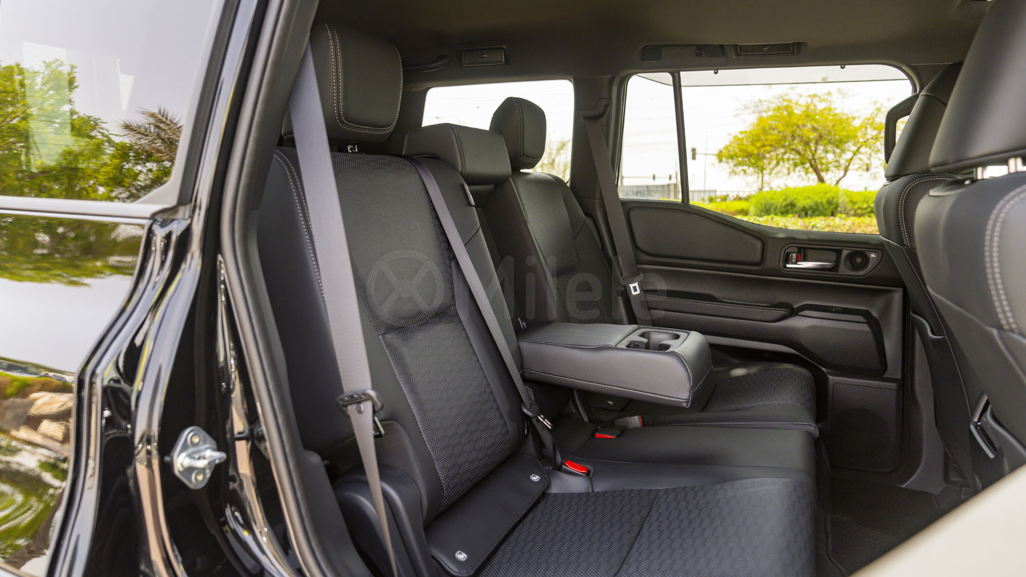 
								(RHD) TOYOTA PRADO 250 VX 2.8D AT MY2025 – BLACK full									