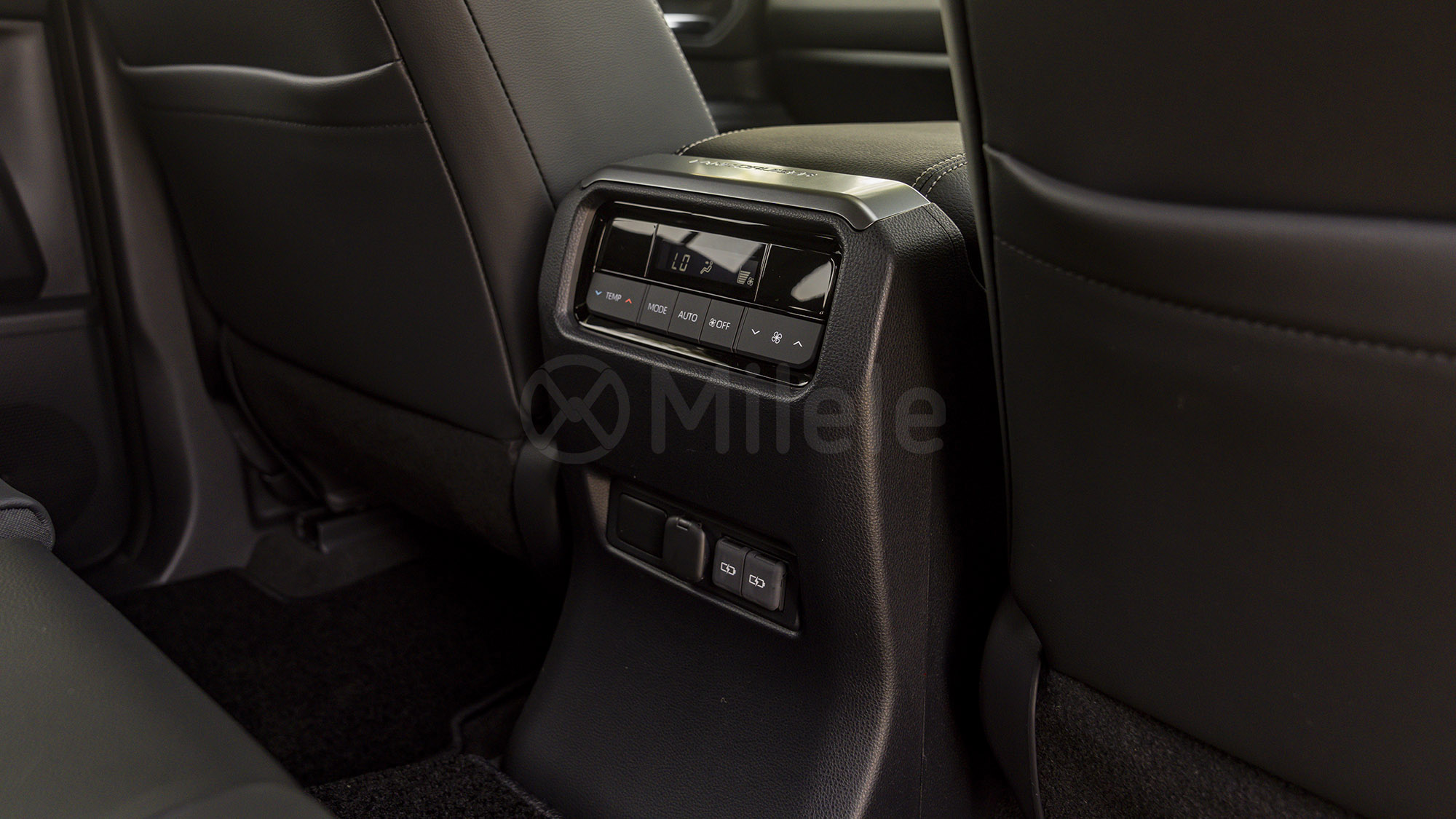 
								(RHD) TOYOTA PRADO 250 VX 2.8D AT MY2025 – BLACK full									
