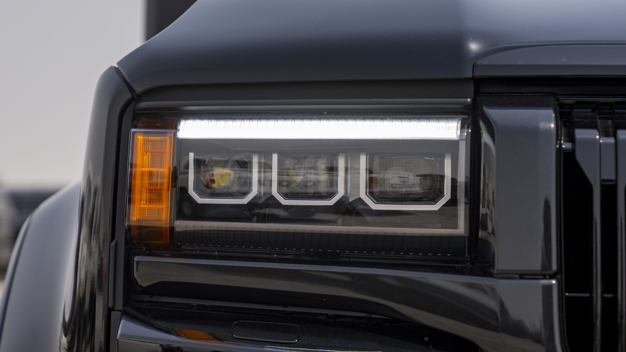 
								(RHD) TOYOTA PRADO 250 KAKADU 2.8D AT 4X4 MY2025 – BLACK full									