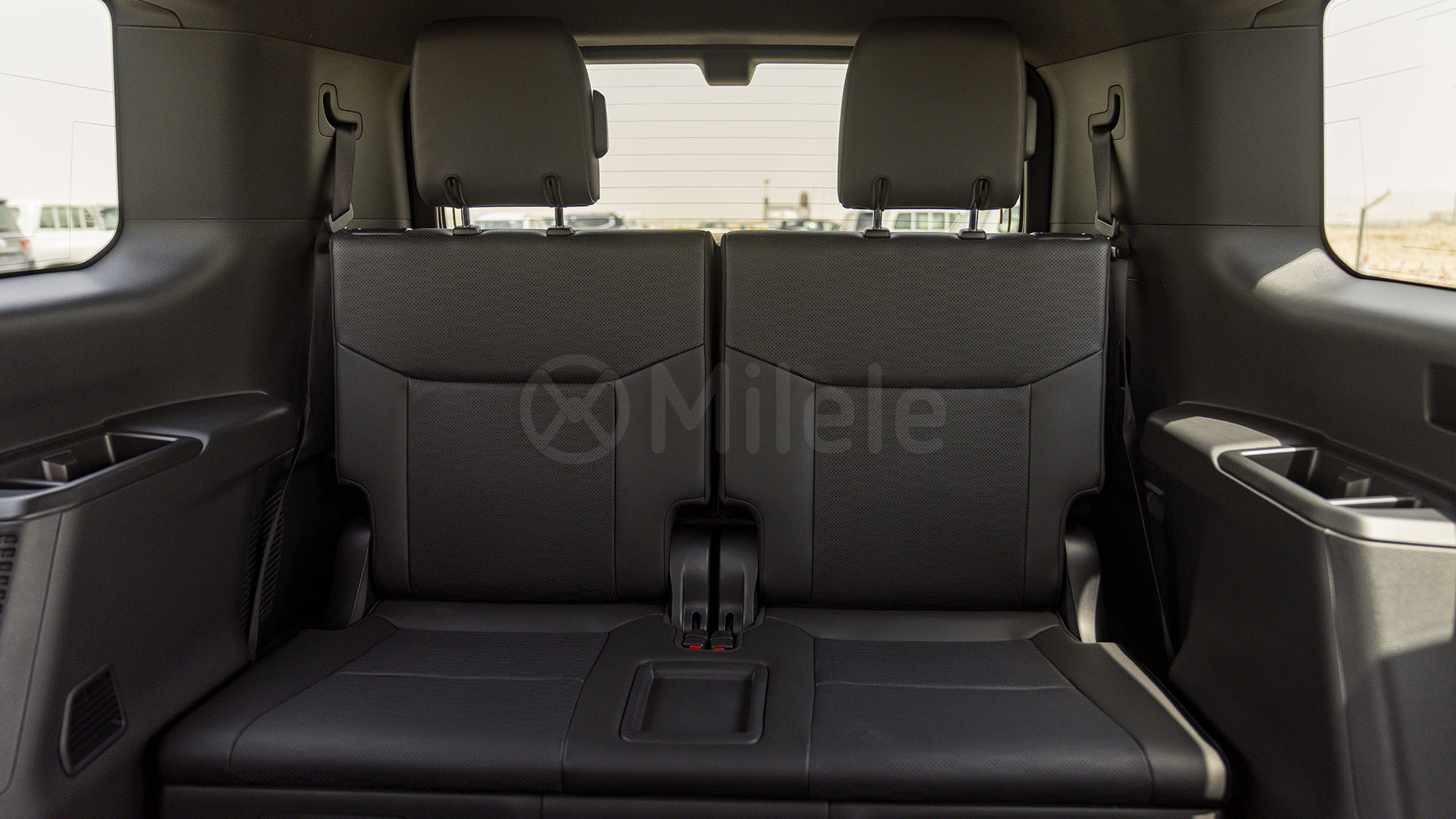 
								(RHD) TOYOTA PRADO 250 KAKADU 2.8D AT 4X4 MY2025 – BLACK full									