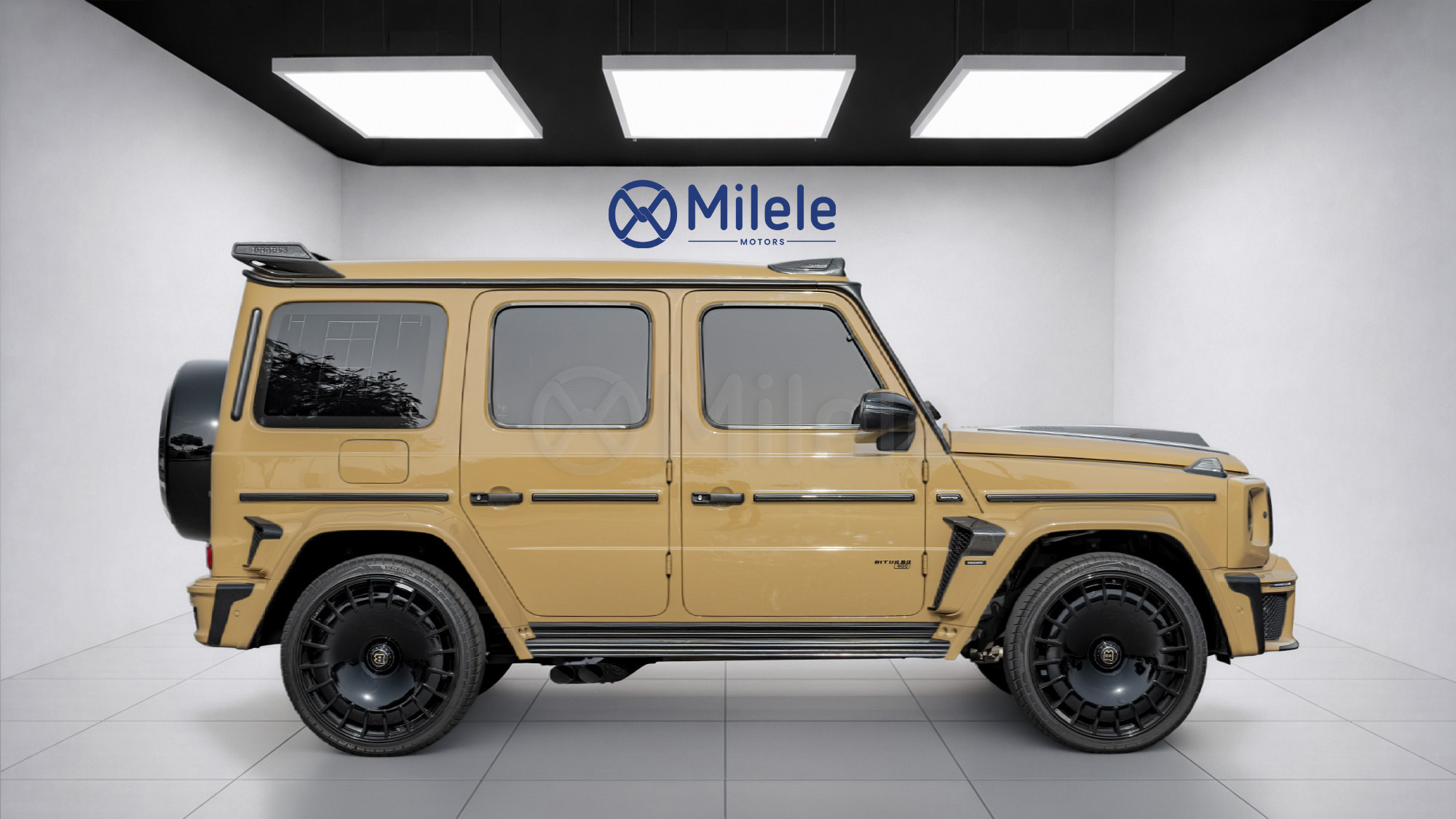 
(LHD) MERCEDES-BENZ G63 BRABUS 800 4.0P AT MY2019 – BEIGE full									