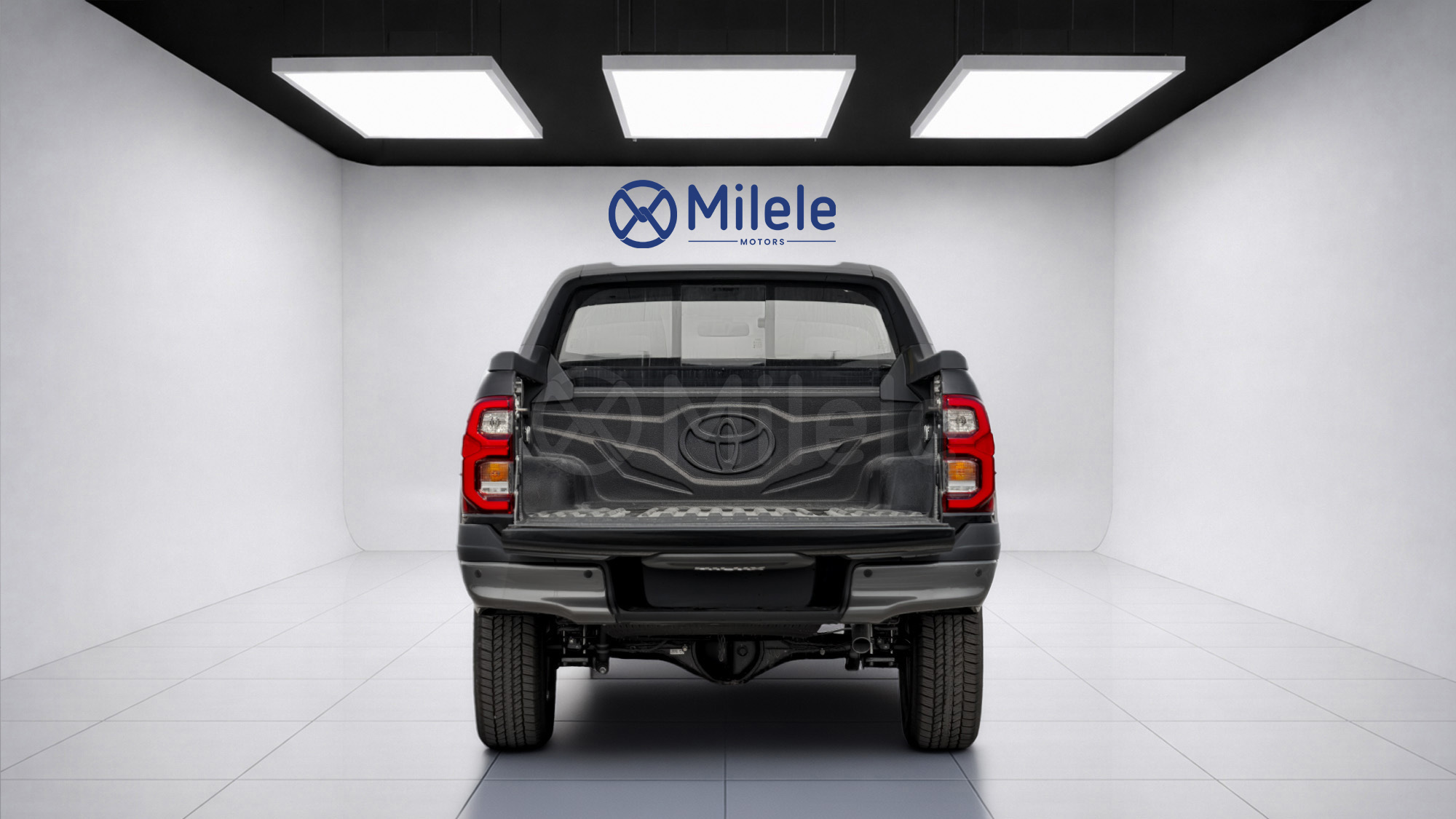 
(LHD) TOYOTA HILUX DC ADVENTURE 4.0P AT 4X4 MY2025 – BLACK full									