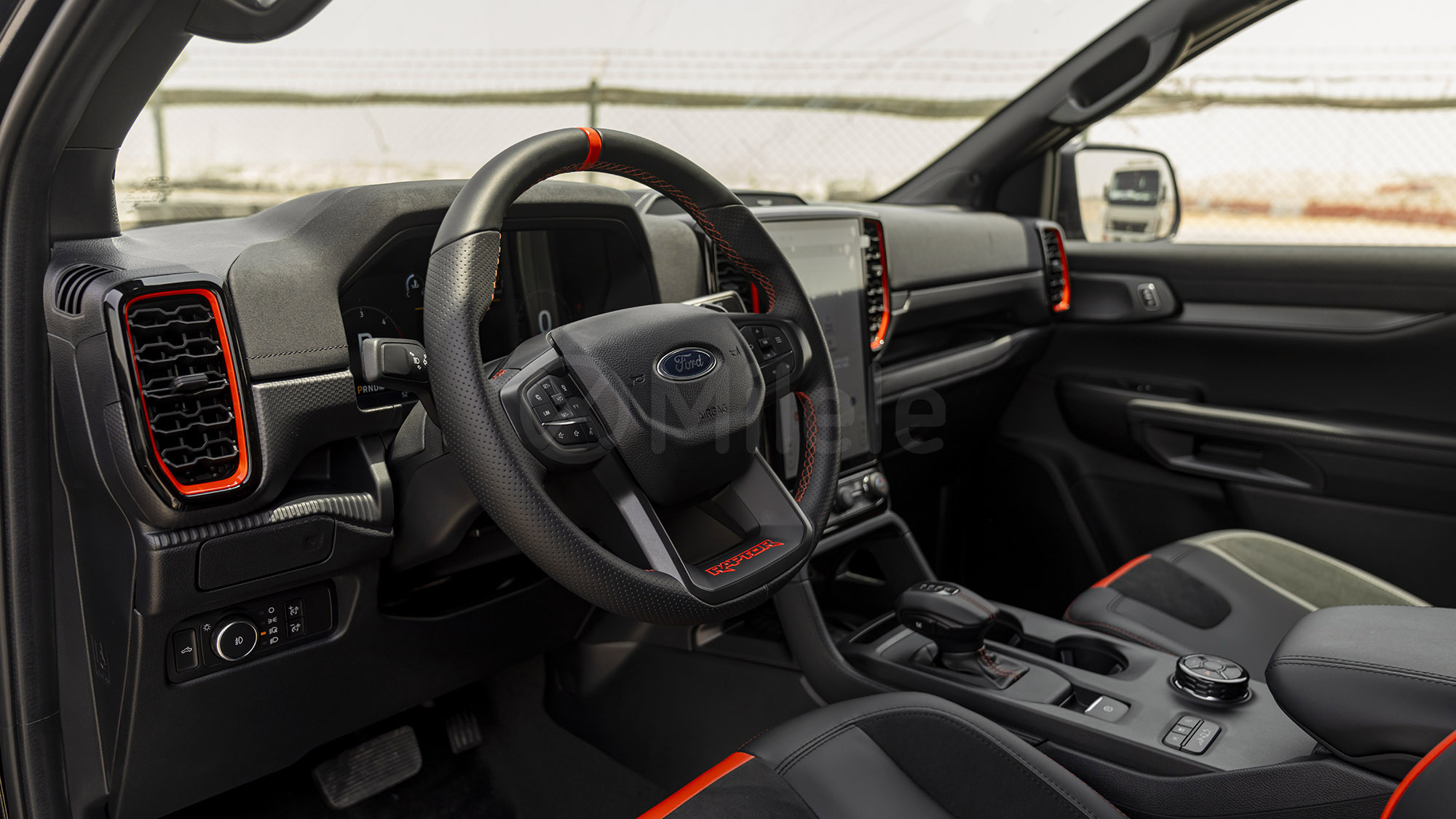 
(LHD) FORD RANGER RAPTOR 2.0D AT MY2025 – ABSOLUTE BLACK full									