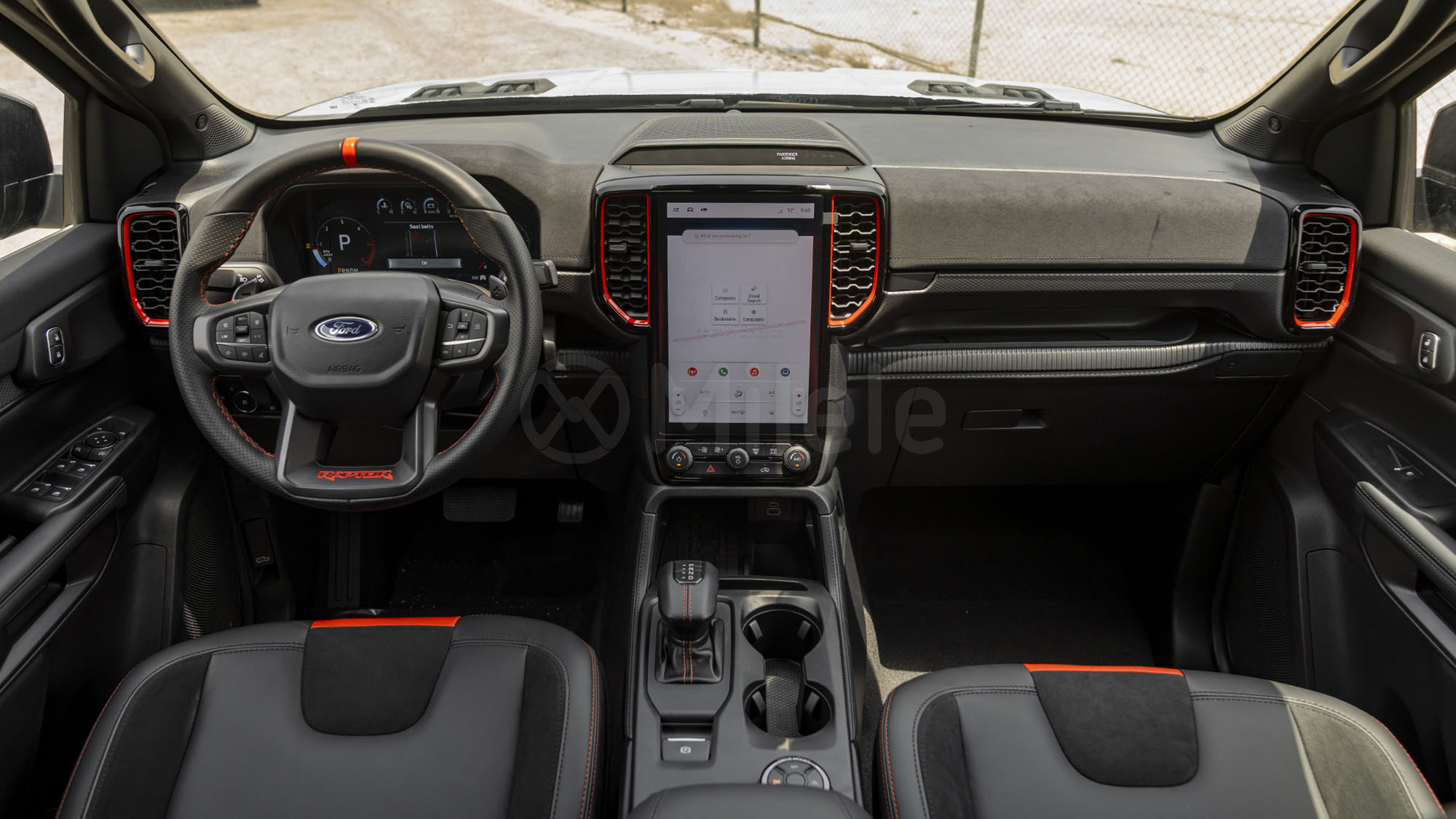 
(LHD) FORD RANGER RAPTOR 2.0D AT MY2025 – ABSOLUTE BLACK full									