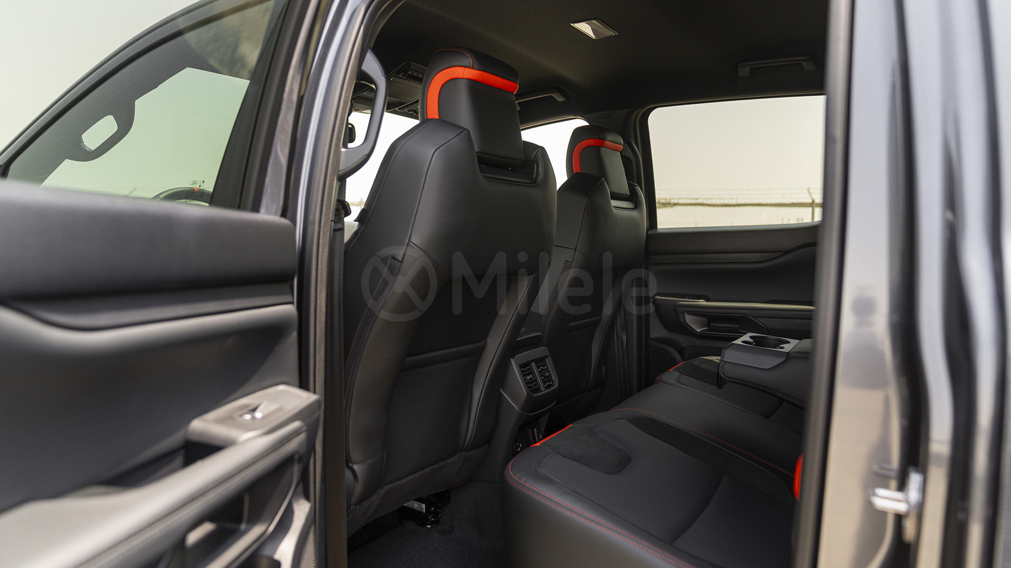 
(LHD) FORD RANGER RAPTOR 2.0D AT MY2025 – METEOR GREY full									