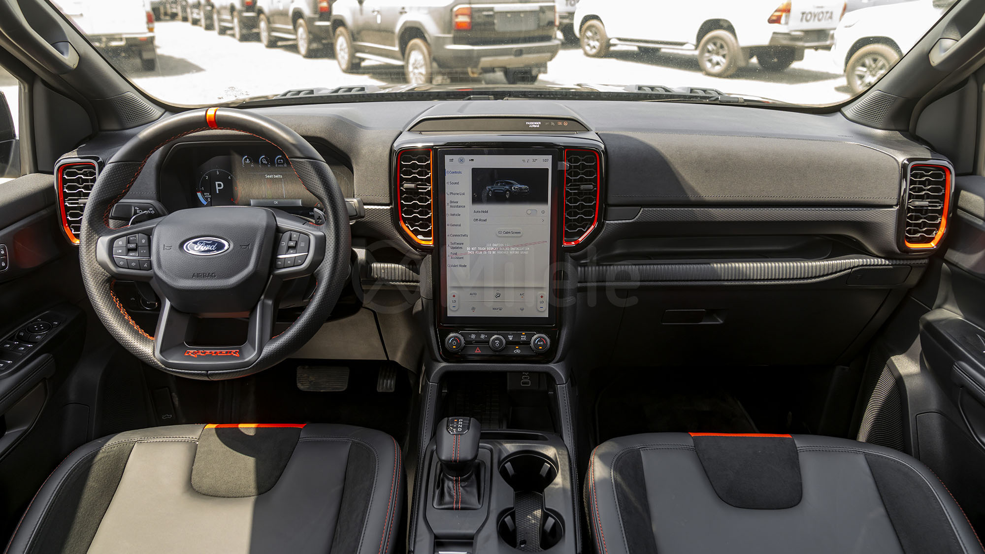 
(LHD) FORD RANGER RAPTOR 2.0D AT MY2025 – BLACK full									
