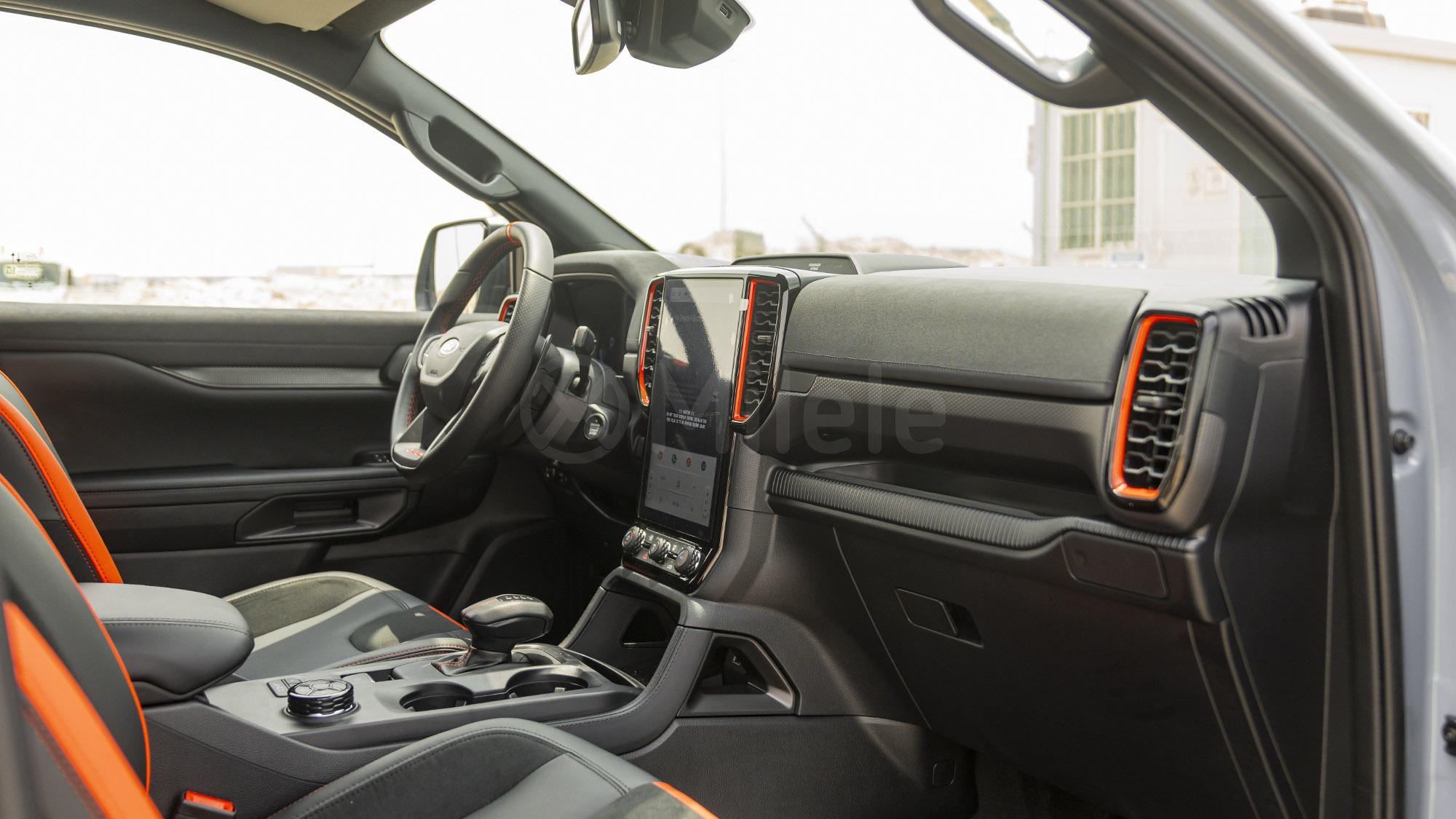 
(LHD) FORD RANGER RAPTOR 2.0D AT MY2025 – GREY full									
