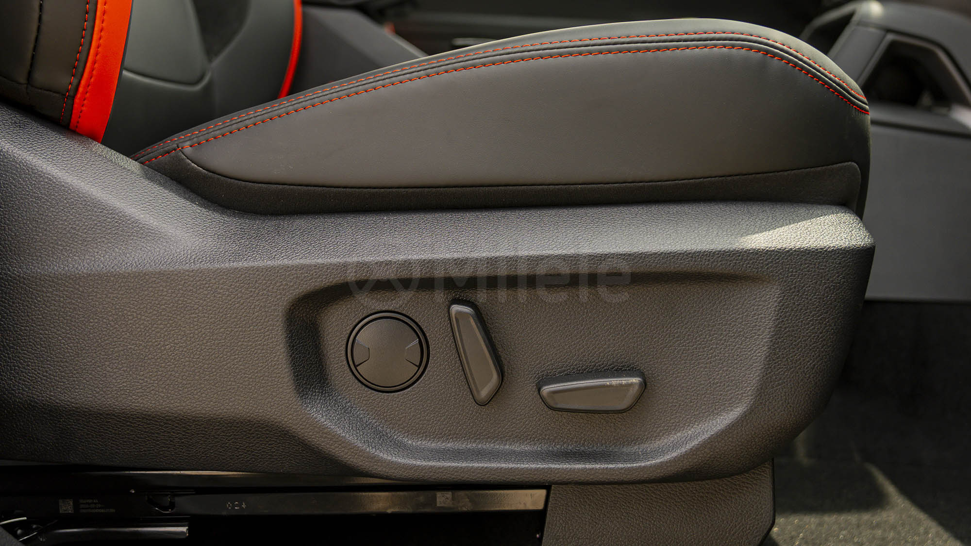 
(LHD) FORD RANGER RAPTOR 2.0D AT MY2025 – GREY full									