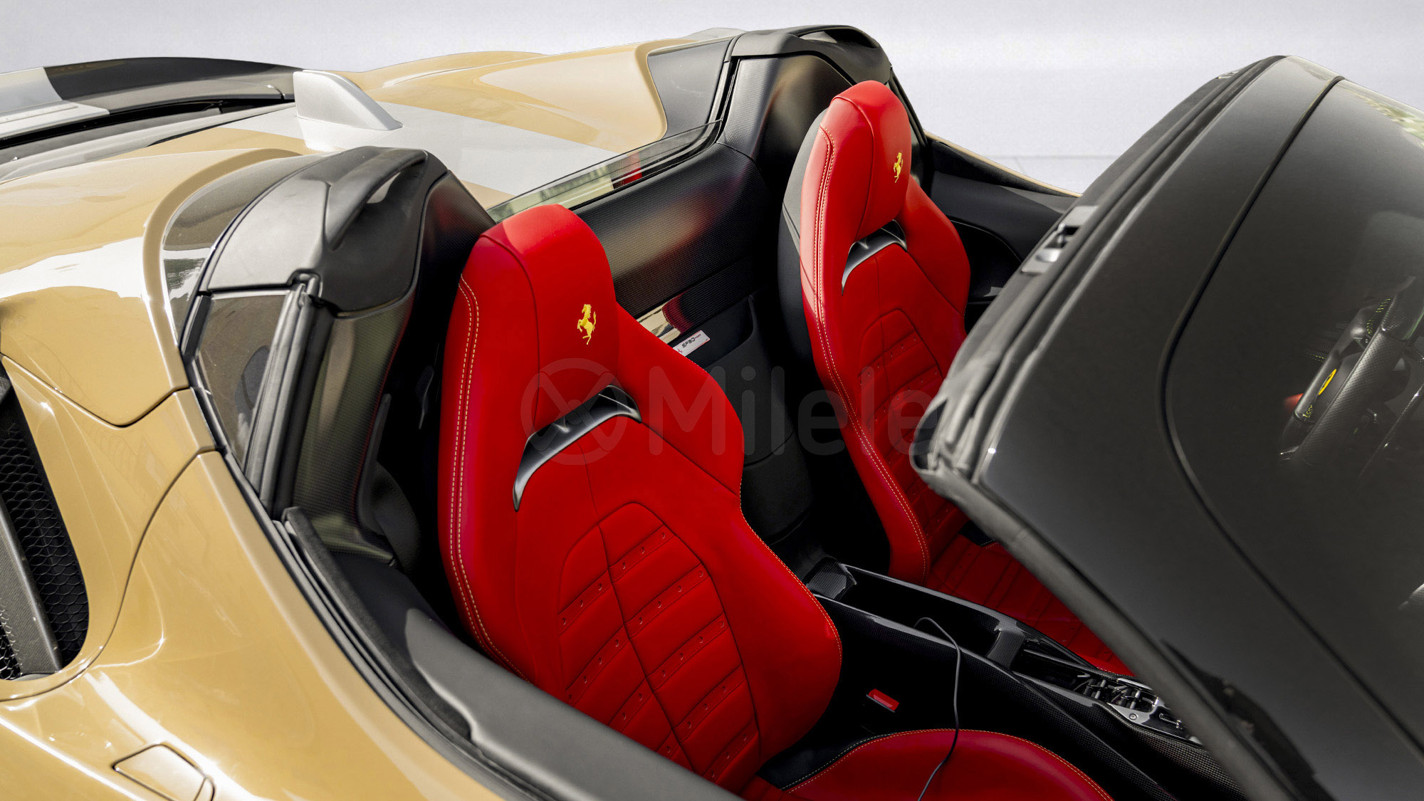
(LHD) FERRARI SF90 SPIDER ASSETO FIORANO 4.0P AT MY2023 – BEIGE full									