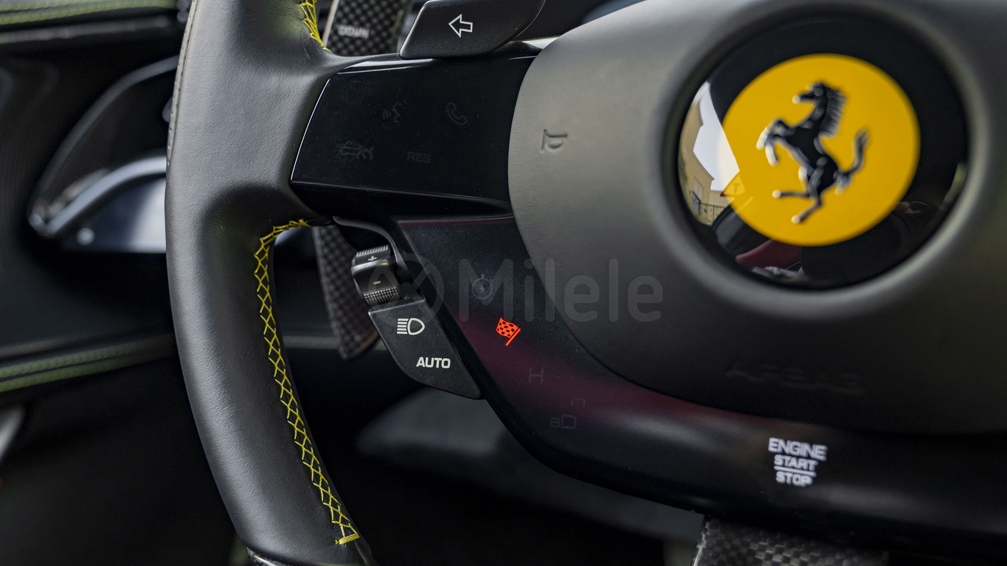 
(LHD) FERRARI SF90 SPIDER ASSETO FIORANO 4.0P AT MY2023 – BEIGE full									