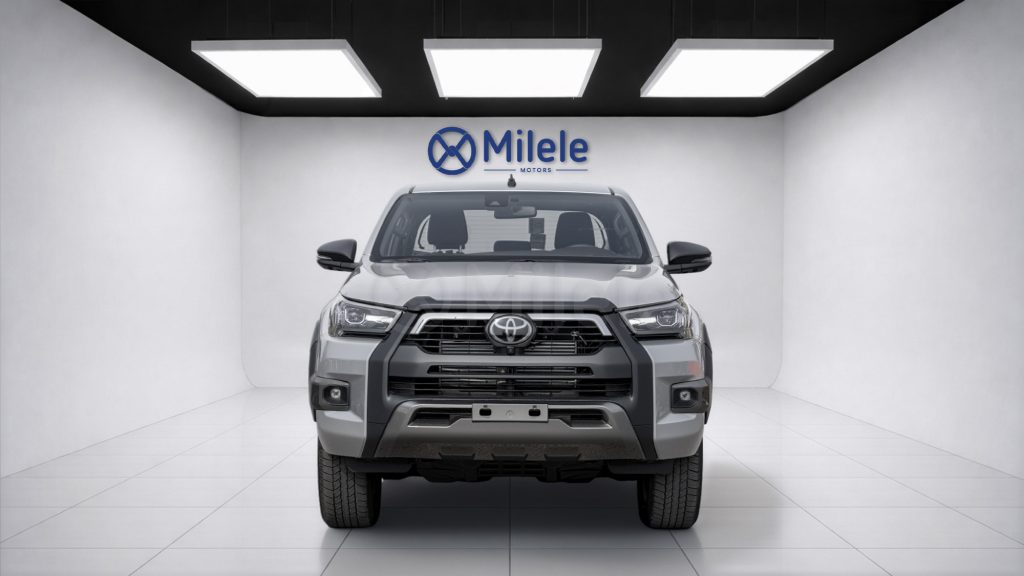 (LHD) HILUX DC ADVENTURE DIESEL 2.8M HEV AT 4WD MY2026 – SILVER
