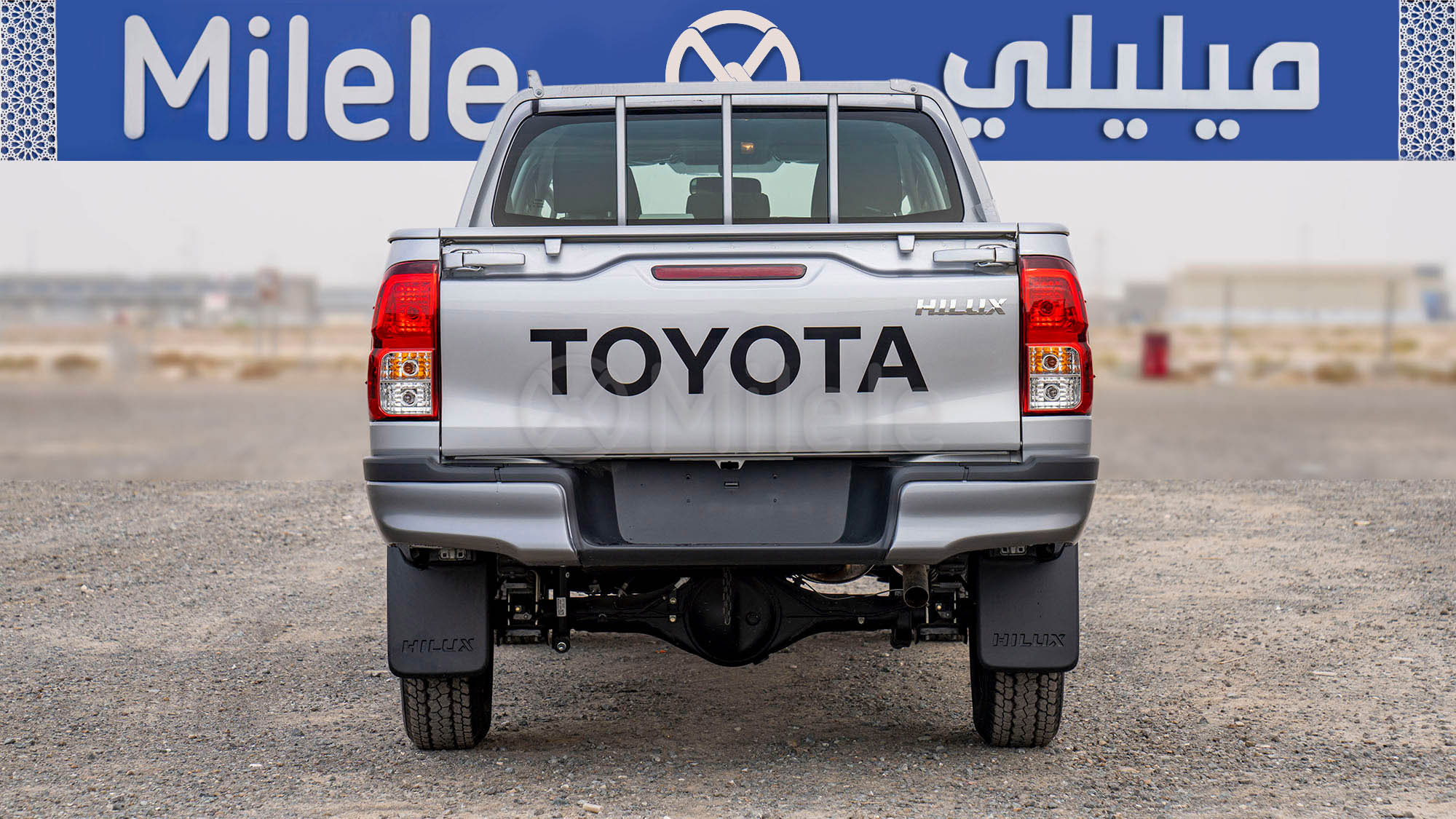 
(LHD) TOYOTA HILUX DC 2.4D MT 4X4 P. WINDOW MY2026 – SILVER full									