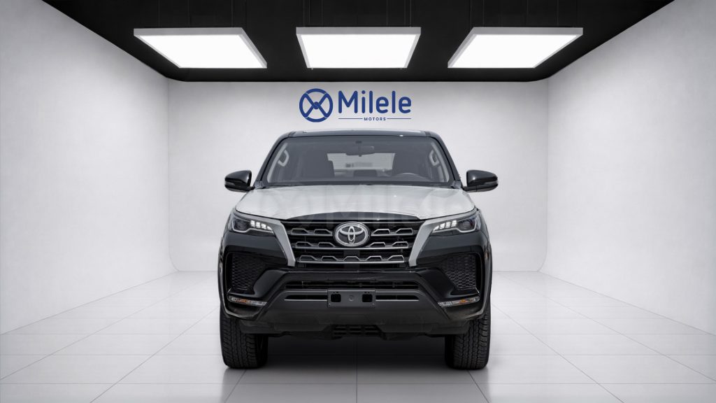 (LHD) TOYOTA FORTUNER 2.7P AT 4X4 MY2026 – BLACK