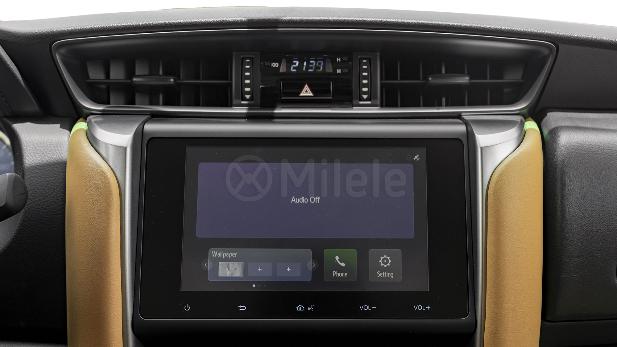 
(LHD) TOYOTA FORTUNER 2.7P AT 4X4 MY2026 – BLACK full									