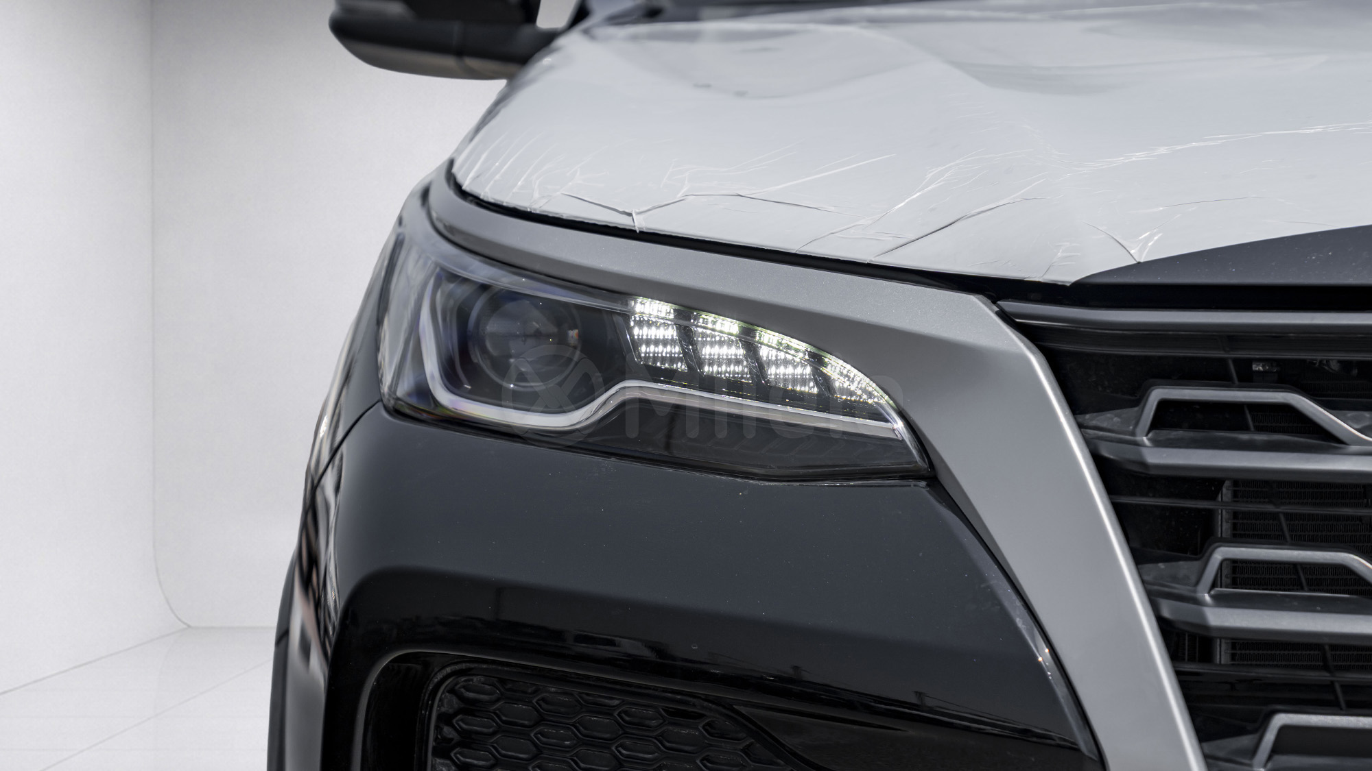 
(LHD) TOYOTA FORTUNER 2.7P AT 4X4 MY2026 – BLACK full									