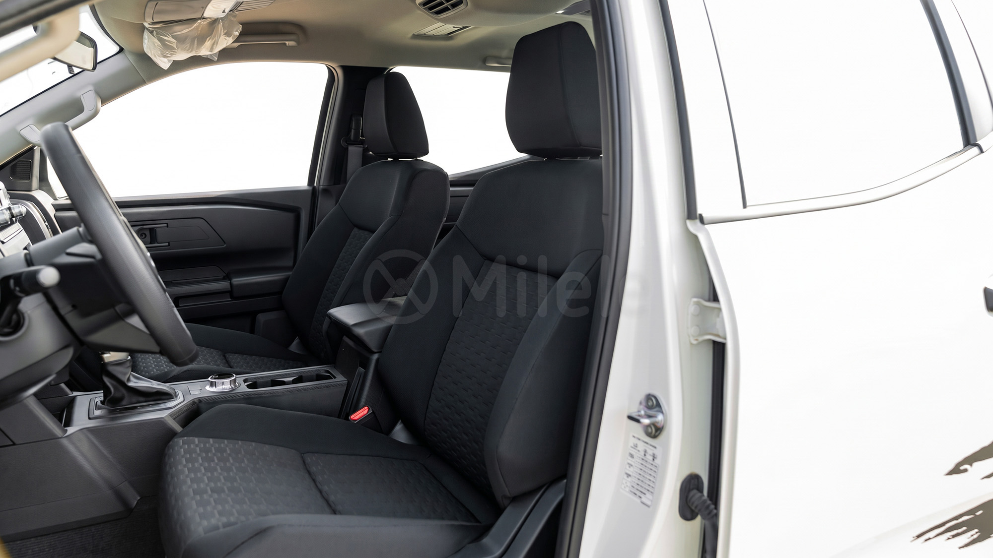 
(LHD) MITSUBISHI L200 DC 2.4D AT 4X4 MY2026 – WHITE full									