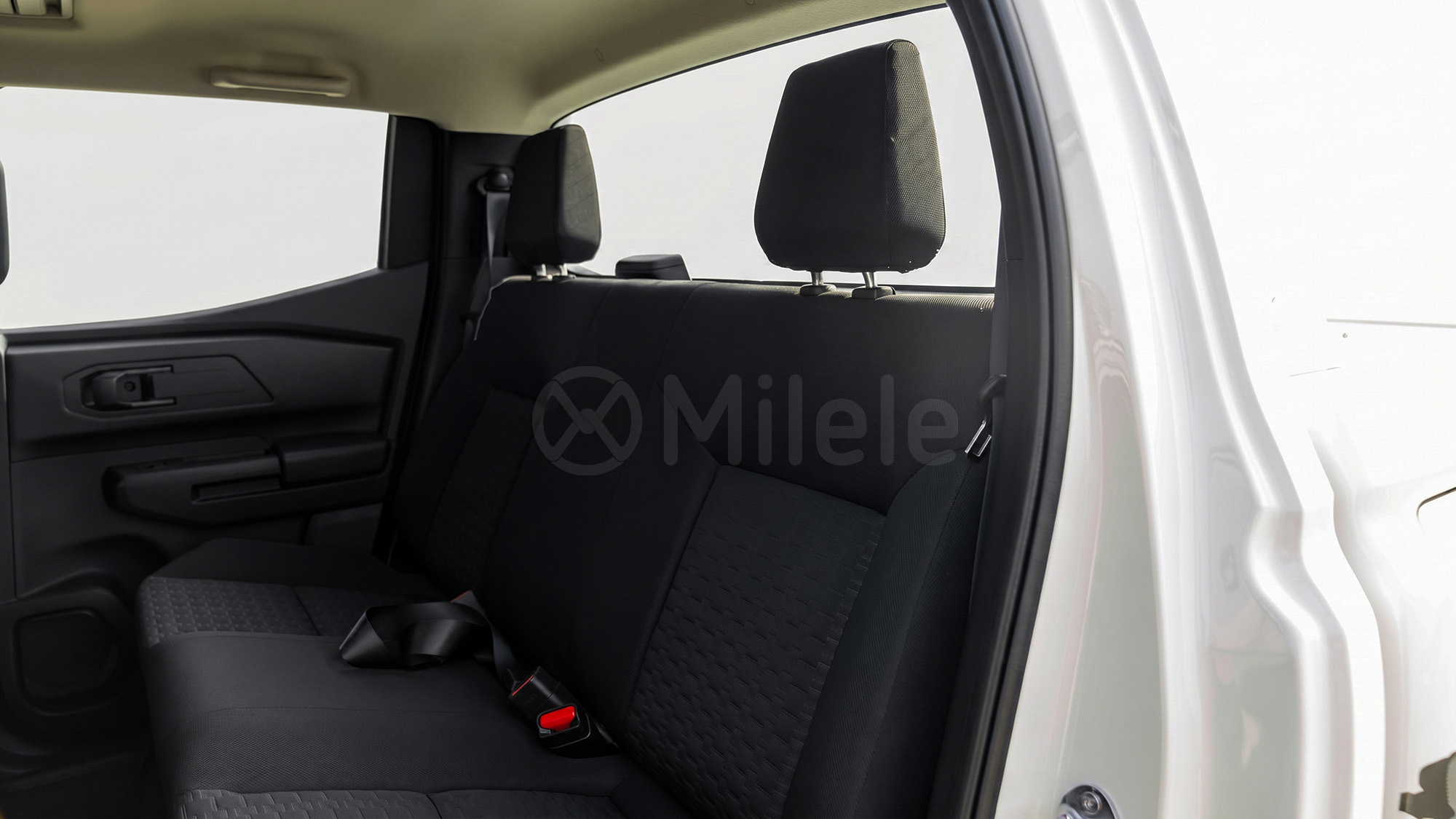 
(LHD) MITSUBISHI L200 DC 2.4D AT 4X4 MY2026 – WHITE full									
