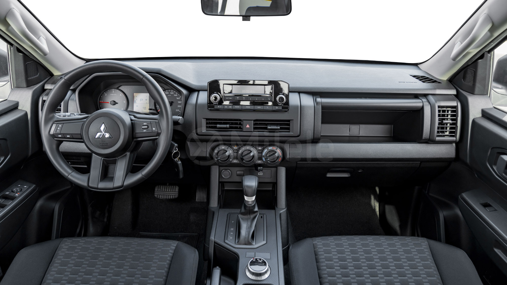 
(LHD) MITSUBISHI L200 DC 2.4D AT 4X4 MY2026 – WHITE full									