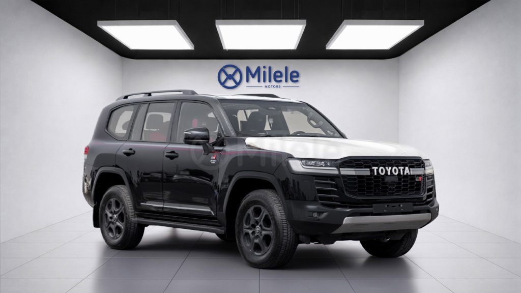 (LHD) TOYOTA LC300 GRS 3.5P HEV AT 4X4 MY2025 – BLACK