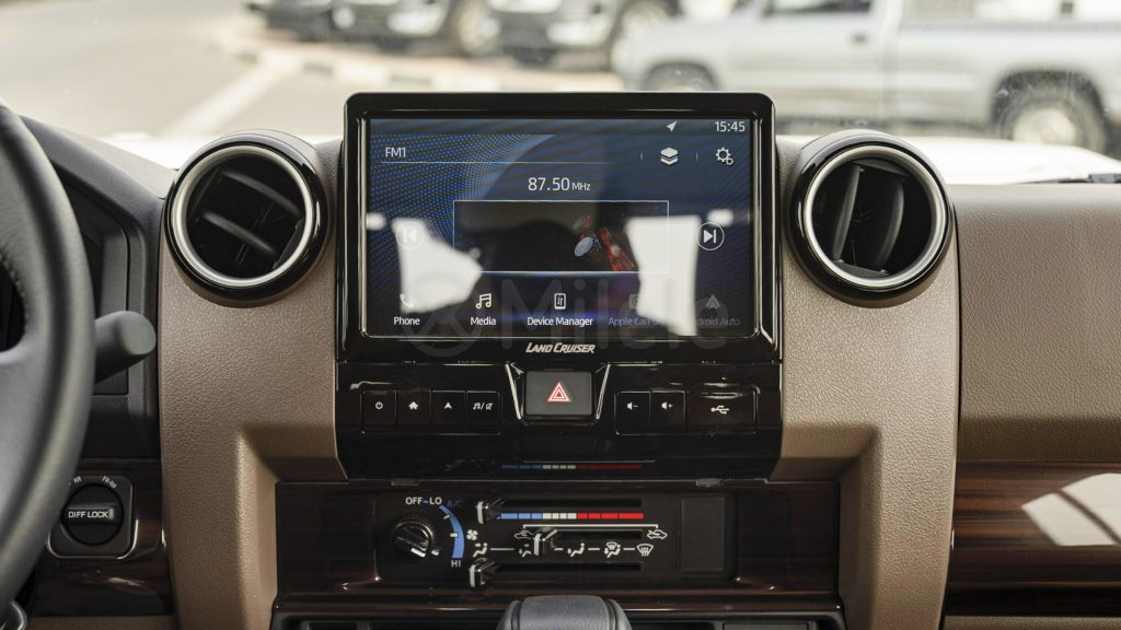 (LHD) TOYOTA LC79SC 4.0P AT MY2025 – BEIGE