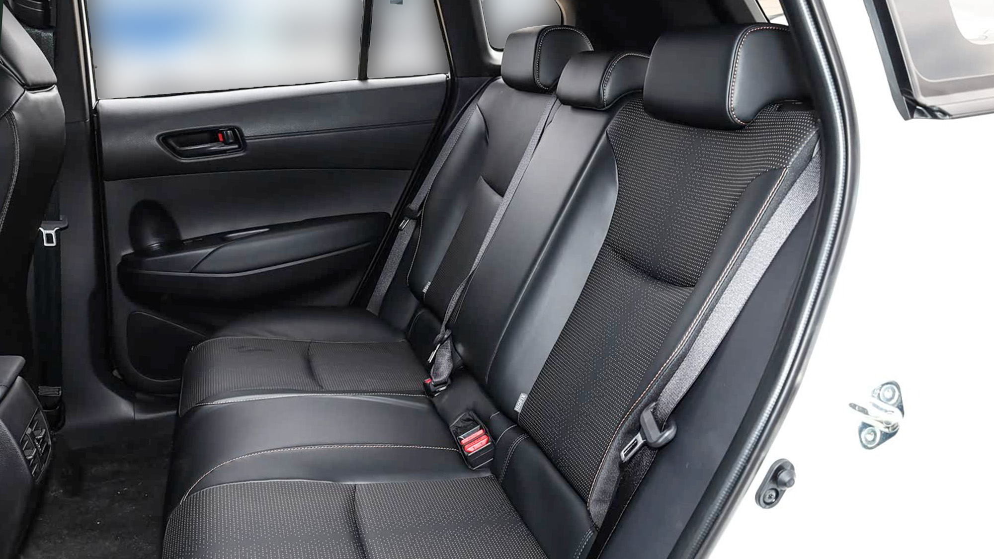 
(LHD) TOYOTA COROLLA CROSS ELITE 2.0PH AT MY2025 – CCOMING SOON full									