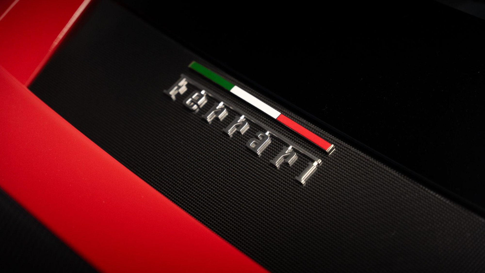 
(LHD) FERRARI F8 TRIBUTO 3.9P AT MY2021 – COMING SOON full									