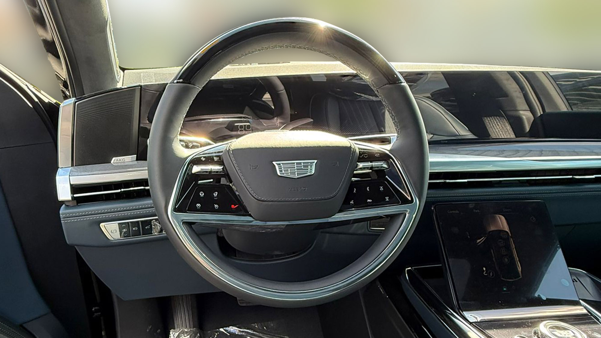 
(LHD) CADILLAC ESCALADE IQ PREMIUM SPORT EV AT MY2026 – COMING SOON full									