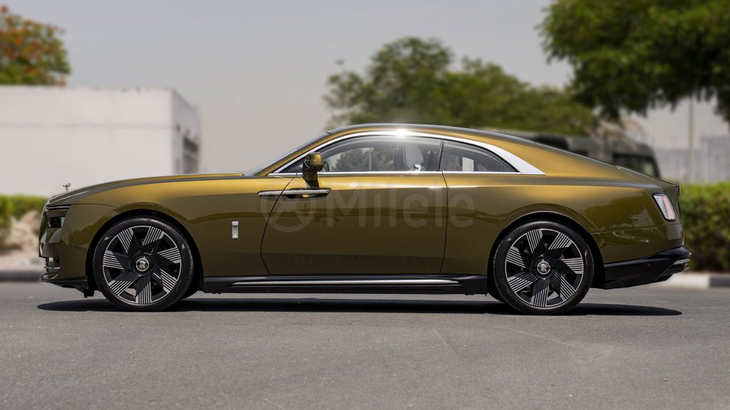 (LHD) ROLLS-ROYCE SPECTRE EV AT AWD MY2024 – GREEN