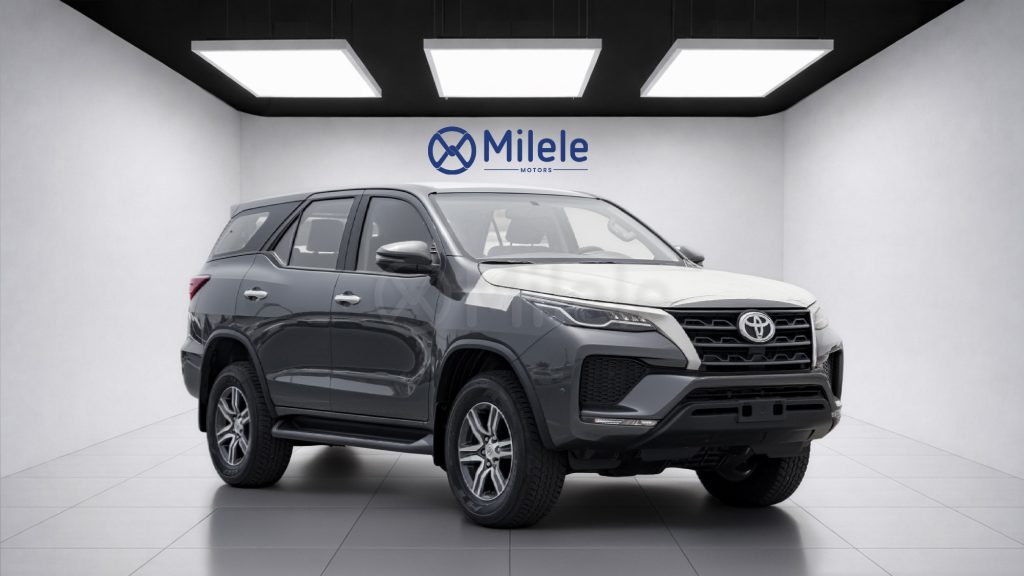(LHD) TOYOTA FORTUNER CUSTOM INTERIOR 2.7P AT 4X4 MY2026 – GREY