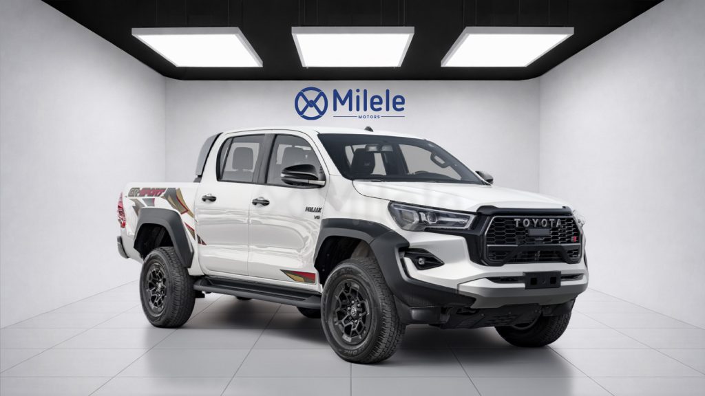 (LHD) TOYOTA HILUX DC 2.7P AT 4X4 MY2026 – WHITE