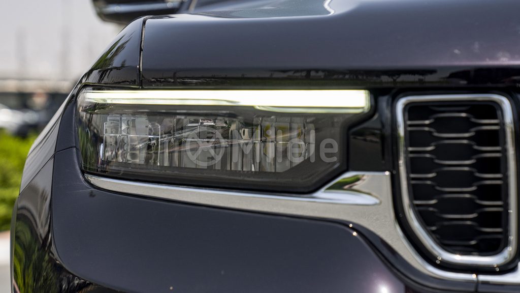 (LHD) JEEP GRAND CHEROKEE LIMITED 3.6P AT 4X4 MY-2023 EMBER PEARL