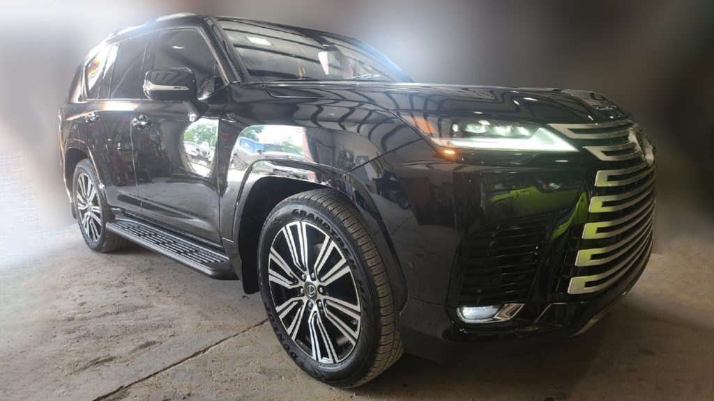 (LHD) LEXUS LX700H LUXURY 3.5PH 4WD AT MY2026 – COMING SOON