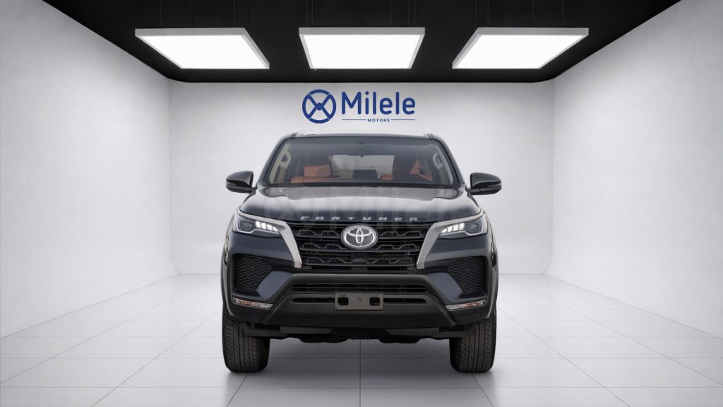 (LHD) TOYOTA FORTUNER E1 2.7P AT 4WD MY2026 – GREY