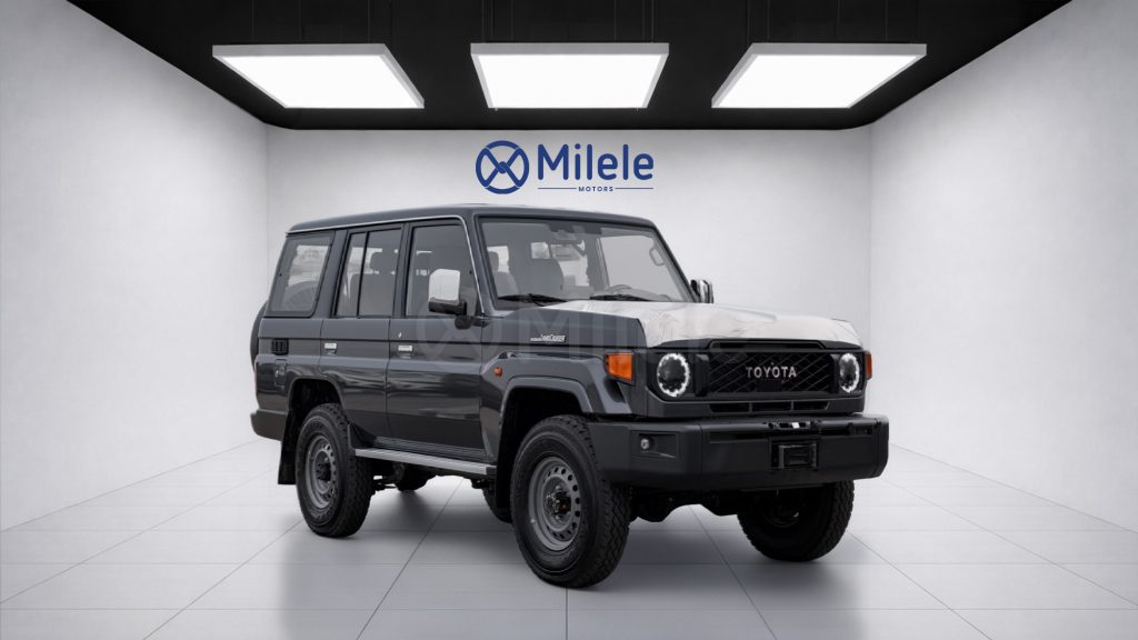 (LHD) TOYOTA LAND CRUISER 76 DLX2 2.8D AT 4X4 MY2026 – GREY