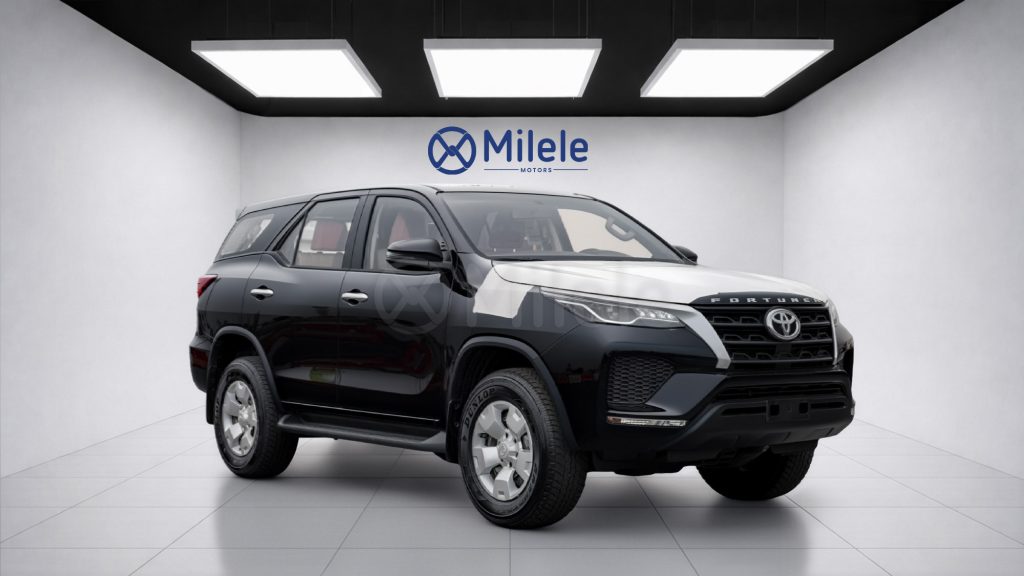 (LHD) TOYOTA FORTUNER E1 2.7P AT 4WD MY2026 – BLACK