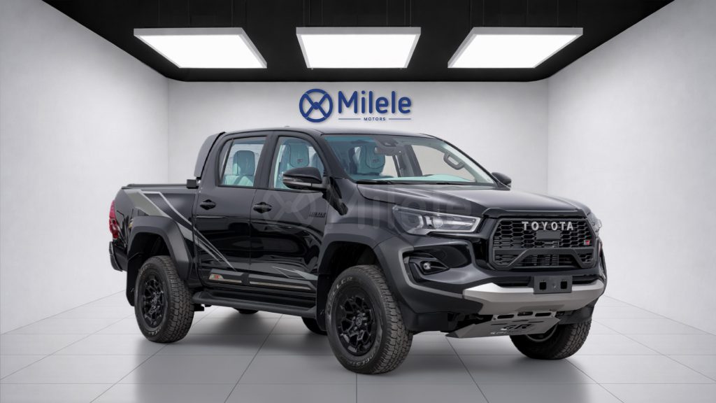 (LHD) TOYOTA HILUX DC GR SPORT CUSTOM INTERIOR 2.8D AT 4X4 MY2025 – BLACK
