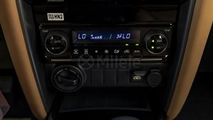 LFORTUNER2.7P 25 Black Chamois 26 10 Copy