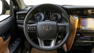 LFORTUNER2.7P 25 Black Chamois 26 13 Copy