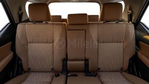 LFORTUNER2.7P 25 Black Chamois 26 16 Copy 2