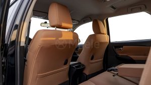 LFORTUNER2.7P 25 Black Chamois 26 7 Copy