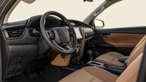 LFORTUNER2.7P 25 Grey Chamois 26 1 Copy