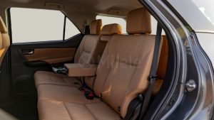 LFORTUNER2.7P 25 Grey Chamois 26 4 Copy