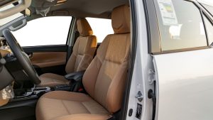 LFORTUNER2.7P 25 White Chamois 26 11 Copy