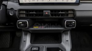 TOYOTA RAV4 FACELIFT BLACK 21 Copy