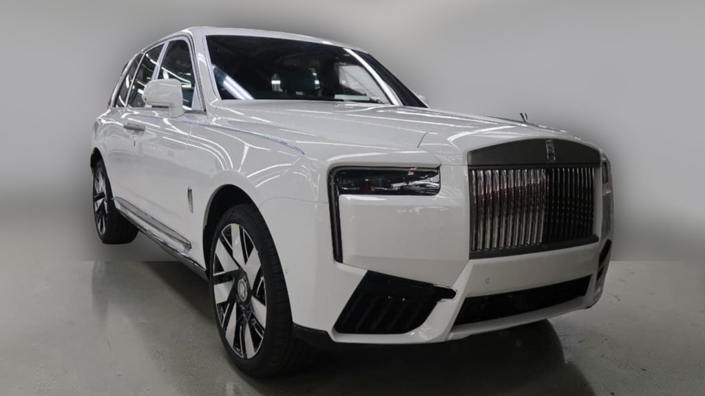 (LHD) ROLLS ROYCE CULLINAN SERIES II 6.75P AT AWD MY2026 – WHITE